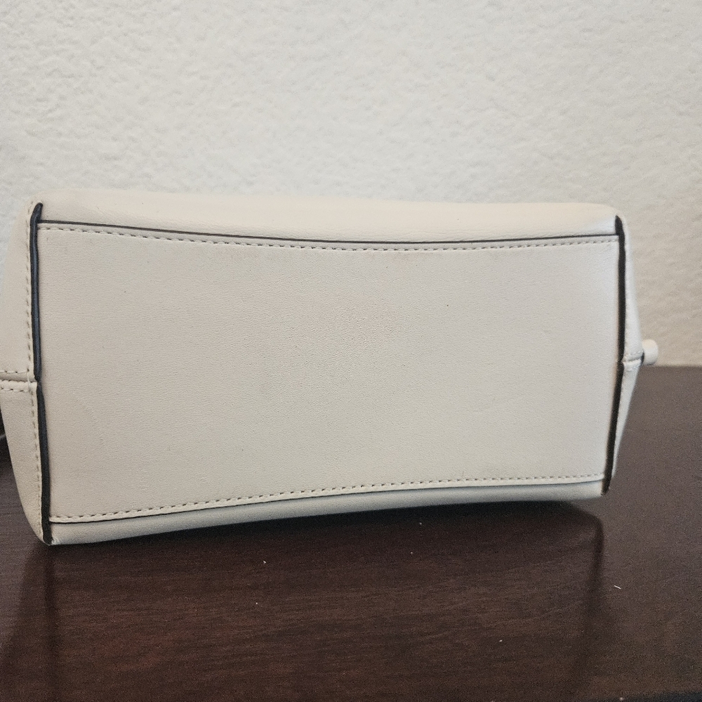 Coach Millie Floral Embroidered Straw Bag - Tan and White - Picture 7 of 9